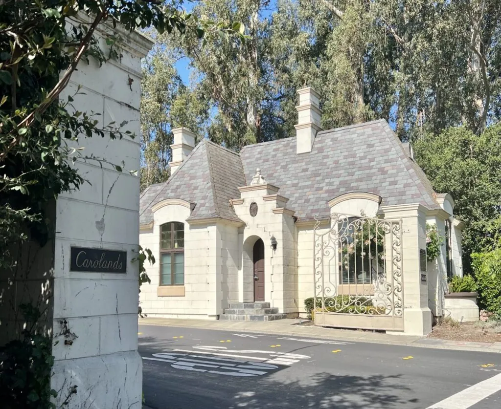 a photo of the entrance to Carolands, Hillsborough, CA neighborhood