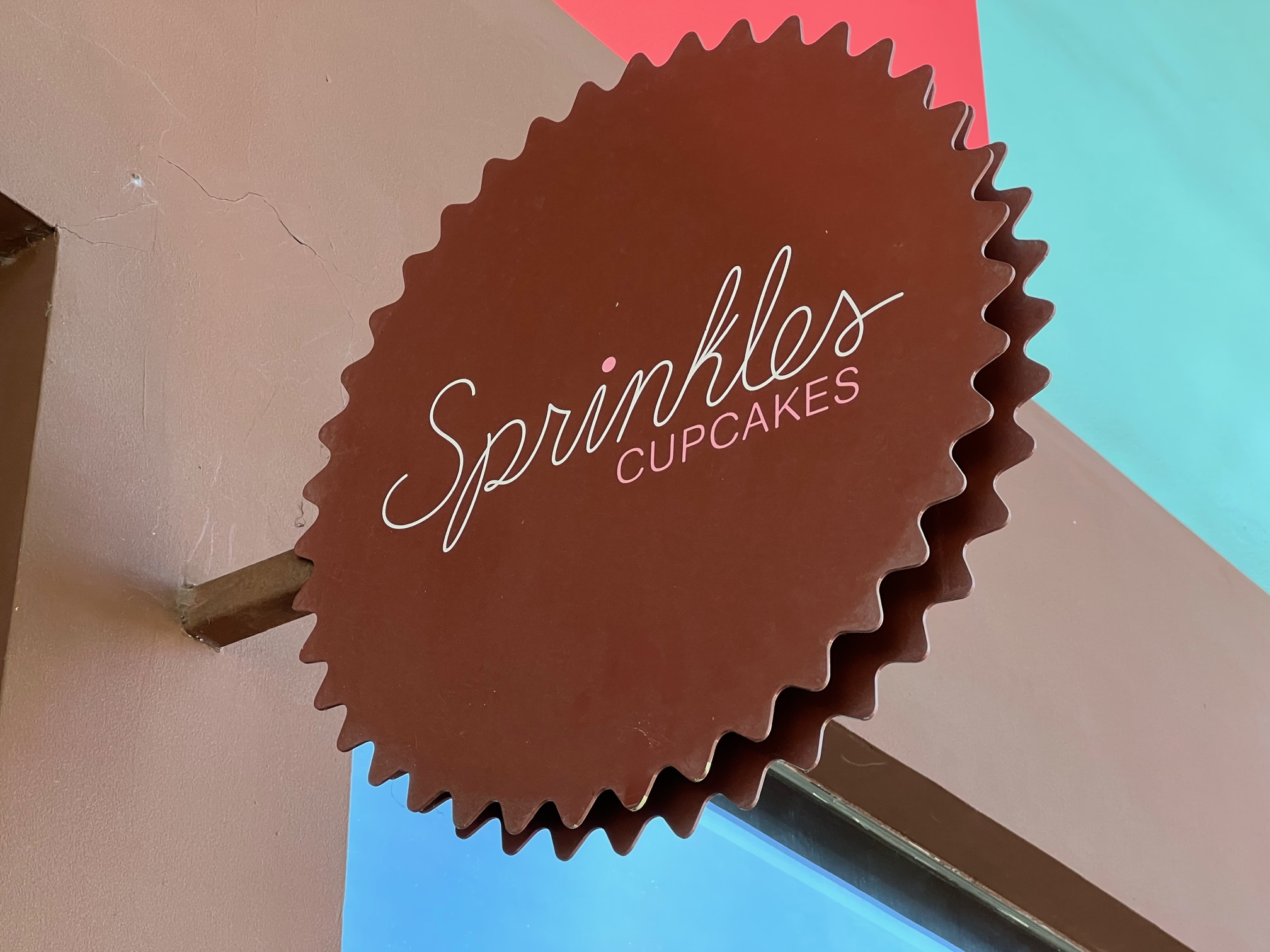 Sprinkles Cupcakes Opens in Stanford Shopping Center Team Tapper