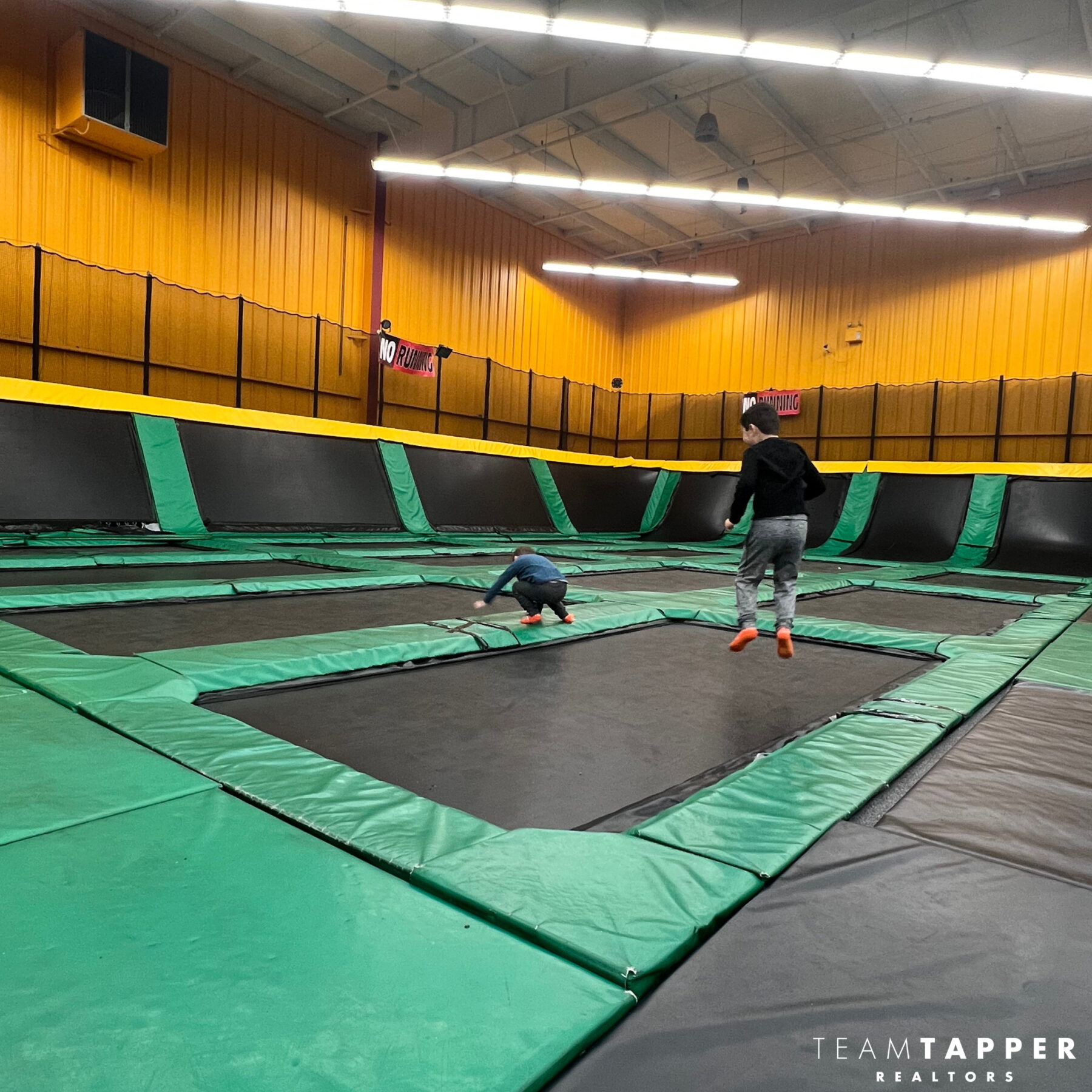 Rockin Jump Trampoline Park Wayne Nj - v0yvej8